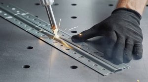Лазерная сварка стального профиля