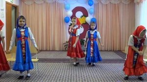 Танец "Бабушки- старушки"
