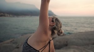 7580369-uhd_3840_2160_25fps