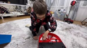 Посылка из вайлдберриз игрушка «за рулём»