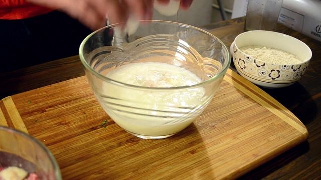 Наливной пирог с мясом | Как приготовить простой пирог с фаршем смотреть онлайн