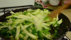 Жюльен из кабачка | Как приготовить чесночно-сырный жульен из кабачков