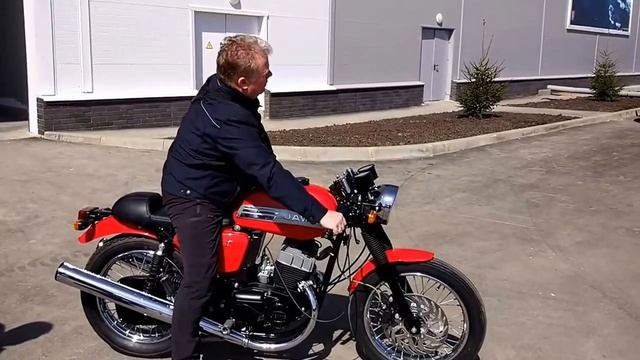 Мотоцикл Ява Каферейсер. смотреть онлайн