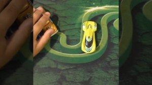 Дети снимают обзор набора машинок