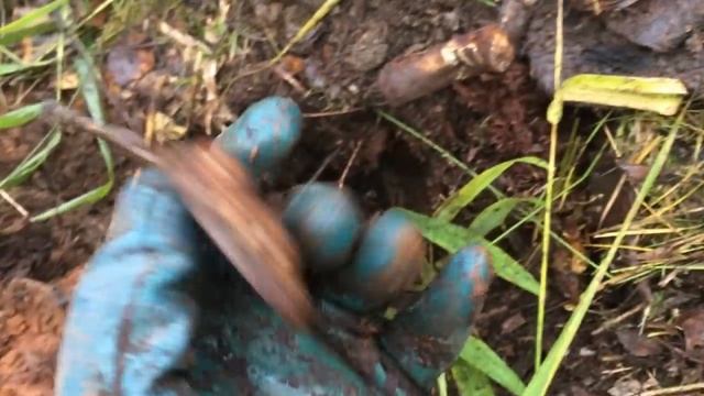 Коп по войне!Хабар!Пистолет типа RUBY!!!и другие находки! смотреть онлайн