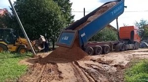 Принимаем песок для подушки, под фундамент монолитную плиту.