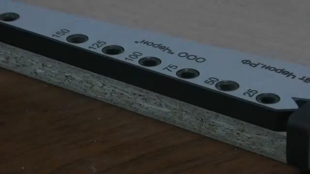 МК-16. Мебельный кондуктор "угольник малый" для плоскости под стяжки евровинты шаг 25/50. смотреть онлайн