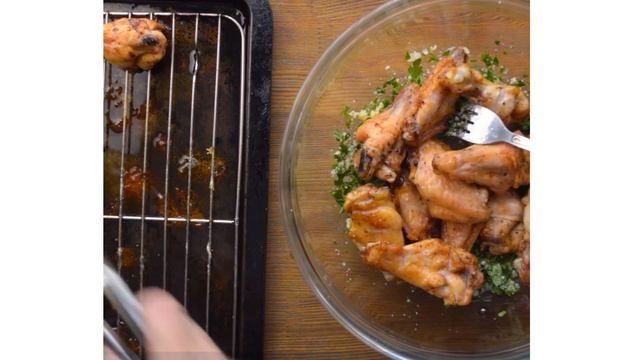 Чесночно-сырные крылышки к ПИВУ | Рецепт крылышек к пиву смотреть онлайн