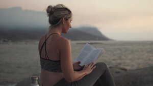 7580361-uhd_3840_2160_25fps