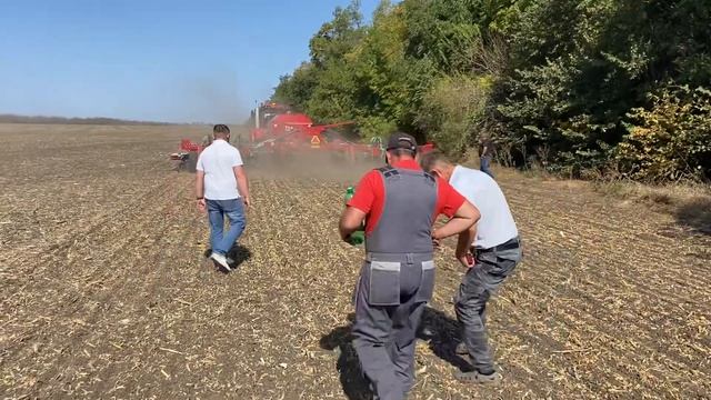 НаумАгро. Работа посевного комплекса FeatAgro N-12000. Кущевский район, Краснодарский край.
