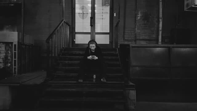 прогулялись / потанцевали с Лерой Крансый Октябрь смотреть онлайн