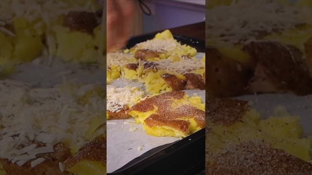 Хрустящий давленый картофель с пармезаном | Рецепт хрустящей картошечки