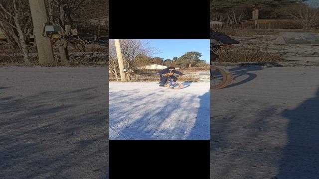 как я катаюсь на BMX зимой смотреть онлайн