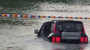 Тест водой BYD Yangwang U8