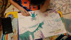 я рисую под копиркой.mp4х