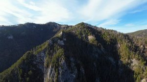 Осенний солнечный день в горном