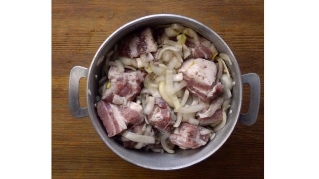 Свиные рёбрышки, томленые в луке | Как приготовить свиные рёбра смотреть онлайн