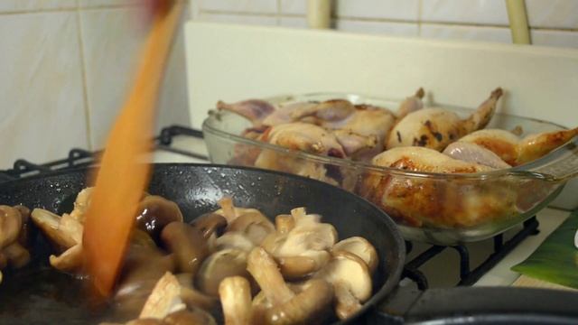 Зажрался! Перепела в пиве с каперсами и вялеными томатами. смотреть онлайн