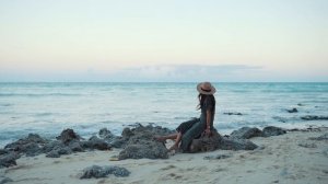 6473516-uhd_3840_2160_25fps