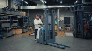 Новый PREMIUM SHANN CDD 15-45 - электроштабелер в максимальной комплектации. Чем удивит эта модель?