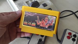 Легендарная Contra на денди на картридже из 90х