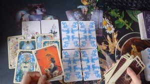 Как ко мне относится друг ТАРО