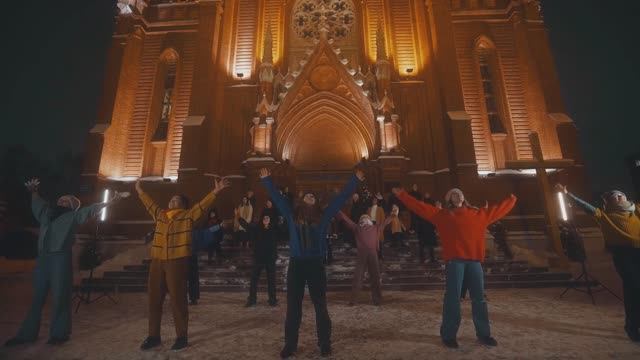 JOY TO THE WORLD - Диана Суханова, Анита Иуткина, Щербакова Таня/ режиссер-Мария Ваулина смотреть онлайн