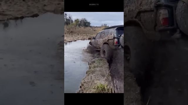 OFFROAD #shorts #offroad #trending #funnyshorts #funny #reels #top #tiktok #truck #car #bigbrotv