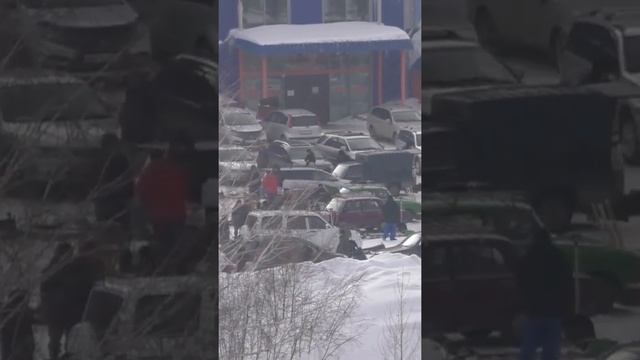 Барахолка рядом с моим домом