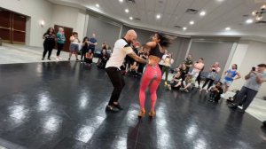 ATACA X LA ALEMANA _ La Pastilla - Johnny Evidence _ BACHATA Partnerwork Demo