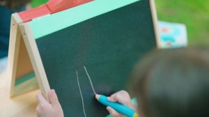 Детский мольберт: пространство для творчества! 🎨