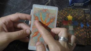 Обзор Таро Тота в новой версии от Аввалон - Ло скарабео