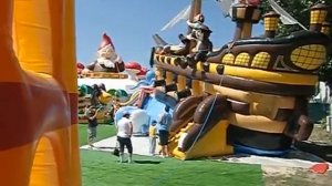 Надувной корабль-робот поднимается сам