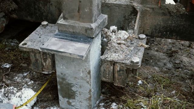 Завод фундаментов в работе: монтаж свай на сложных участках.