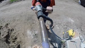 Как забуриться вручную алмазной коронкой? | Бурим на сухую дрелью KEN 6110B с пылеотводом