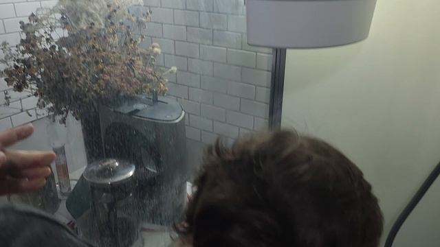 Чистка стекла душевой кабины соляной кислотой