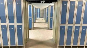 Оборудование раздевалки на 1000 мест в парке «Остров мечты» (Москва) шкафами «AquaLocker»