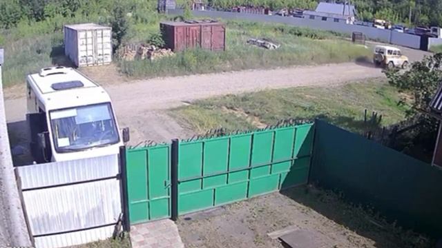 Под Иркутском пенсионер застрелил автомеханика из-за плохого ремонта машины смотреть онлайн