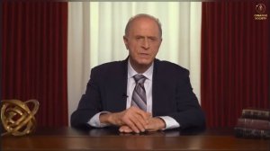 Эгон Чолокян "Физик элементарных частиц материалаповедения"