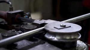 SAMGRUPP Производство металлических кроватей для рабочих.