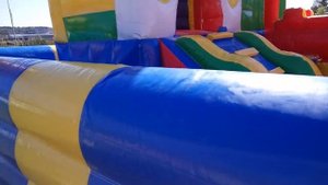 Надувной батут "Веселый городок"