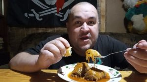 Обжор из банки - рыбный суп и голубцы