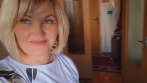 Еду с подарками  к папе и сестре в Южное Бутово.Папа все таки😂 натянул кроссовки.Зашли в Фикс Прайс