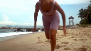 10042944-hd_1920_1080_24fps