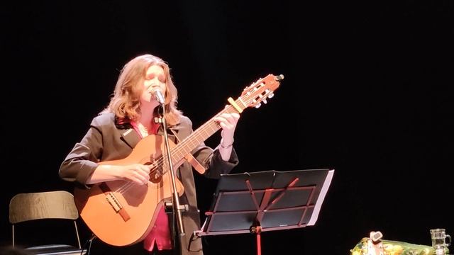 Анна Сеничева и Елена Фролова - "Дудочка словолова..."
