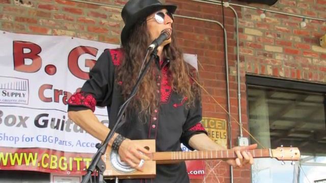 Justin Johnson Signature Resonator CBG смотреть онлайн