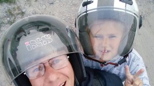 "Поехавшие" к доченьке