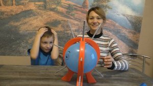 БУМММ!!! Шалун Балун челлендж. Лопаем веселый шар.