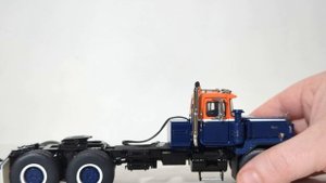 1:50 Scale Heavy Haul Replicas Mack RD800 Tandem Tractor - Orange/Blue Over Black Unboxing & Review