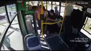 Автобус поехал без водителя